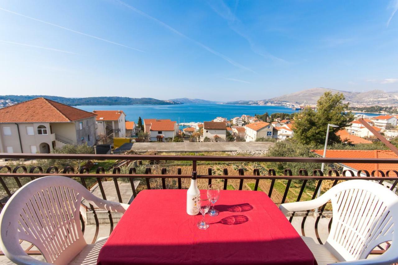 Apartmani Island Trogir Extérieur photo