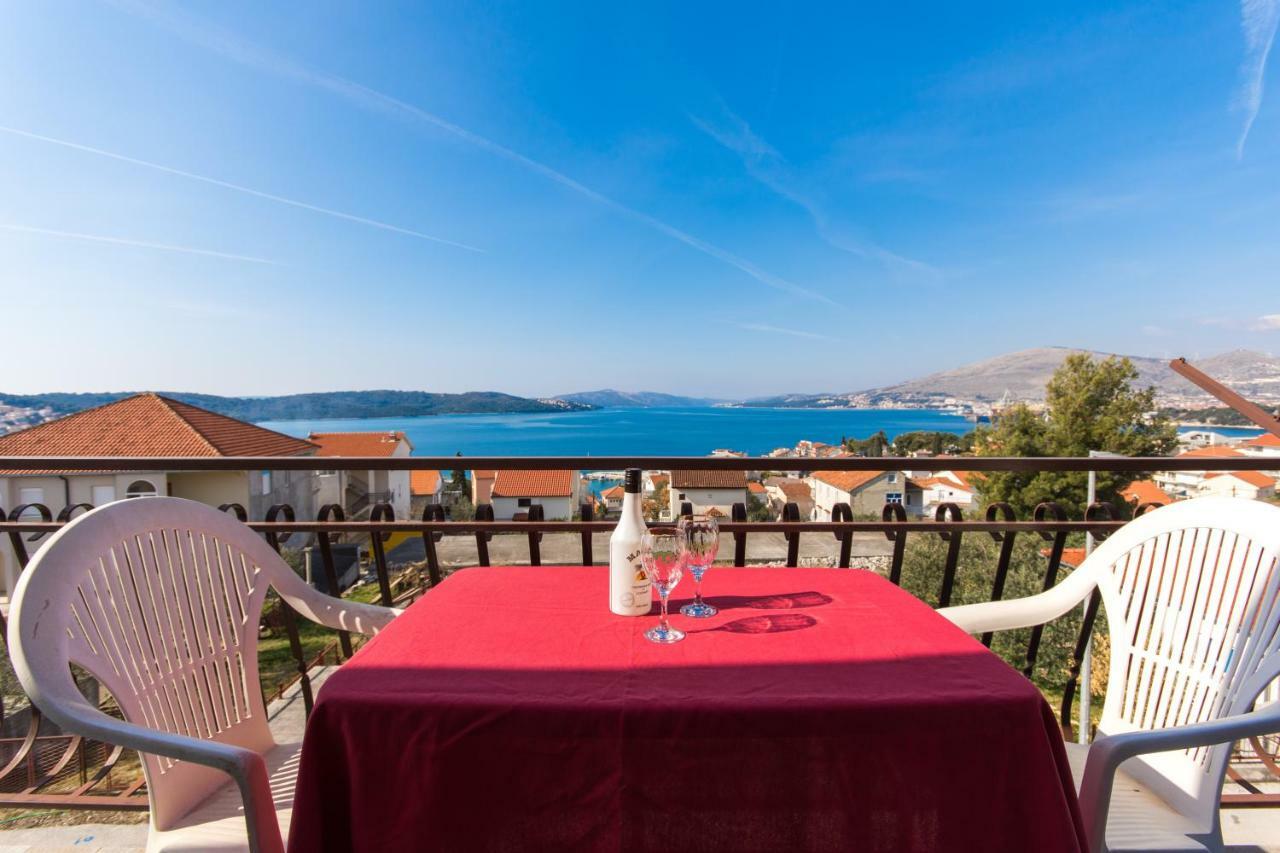 Apartmani Island Trogir Extérieur photo