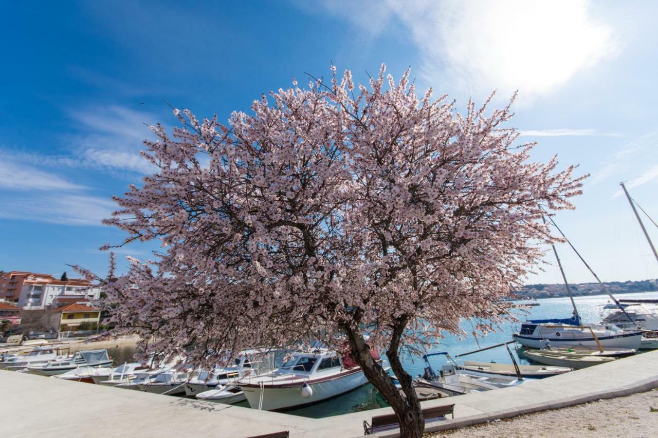 Apartmani Island Trogir Extérieur photo