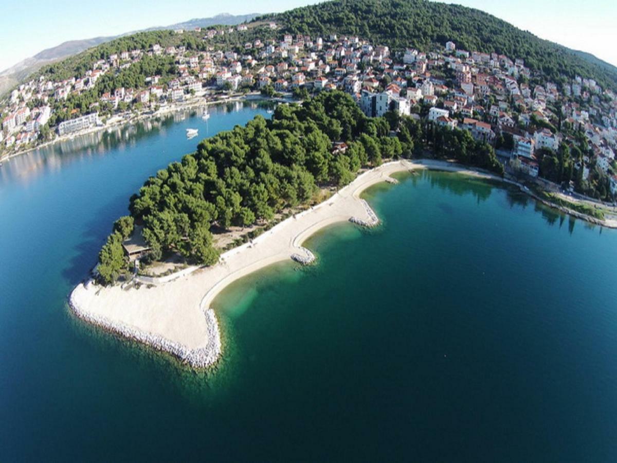 Apartmani Island Trogir Extérieur photo