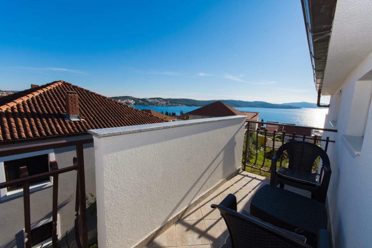 Apartmani Island Trogir Extérieur photo