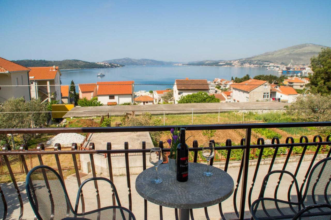 Apartmani Island Trogir Extérieur photo